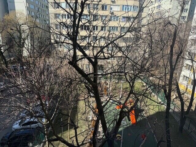 Obor Colentina Kauhfland apartament cu 3 camere de vanzare